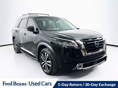 Used 2023 Nissan Pathfinder Platinum