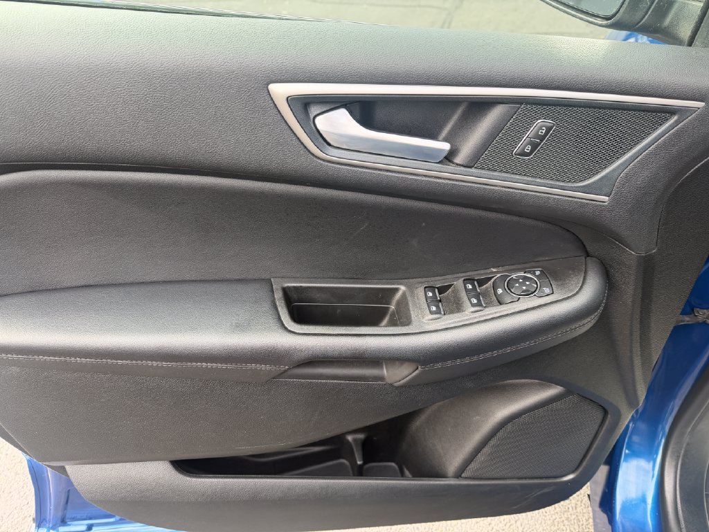 Certified 2024 Ford Edge SEL AWD/4WD image 18