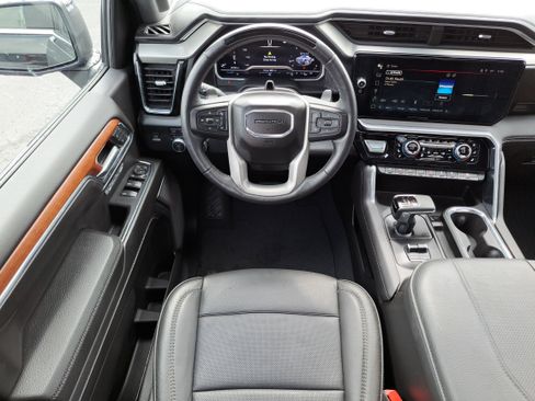 Certified 2023 GMC Sierra 1500 Denali image 9