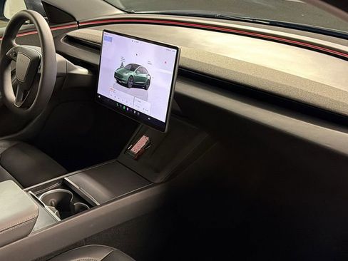 Used 2025 Tesla Model 3 Long Range image 10