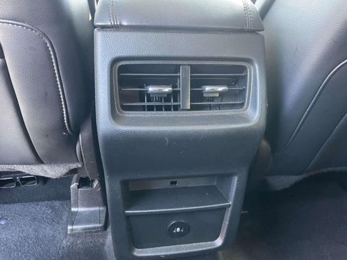 Used 2024 Ford Edge SEL AWD/4WD image 14