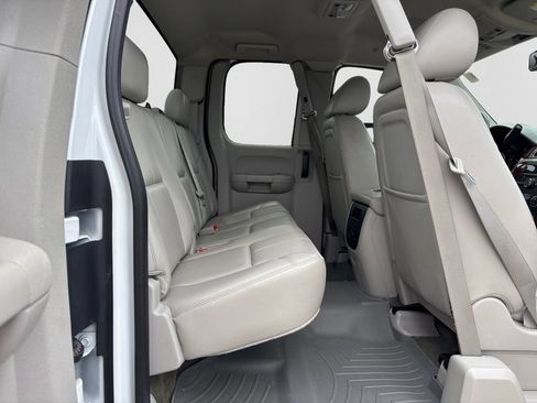 Used 2011 Chevrolet Silverado 2500 LTZ w/ LTZ Plus Package AWD/4WD image 42