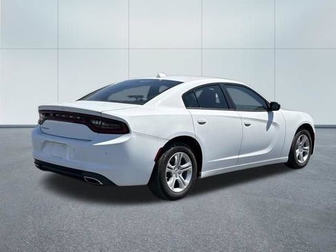 Used 2023 Dodge Charger SXT w/ Cold Weather Package RWD image 3