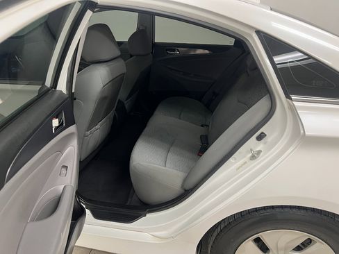 Used 2014 Hyundai Sonata Hybrid image 21