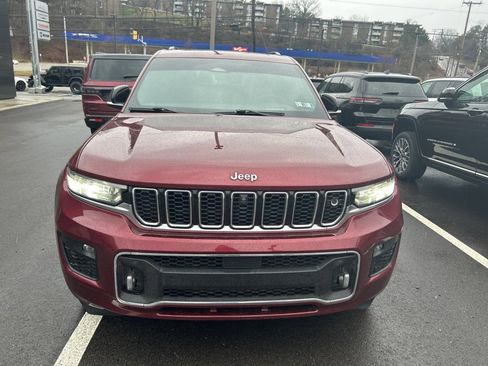 Certified 2022 Jeep Grand Cherokee L Overland w/ Advanced Protech Group III image 11