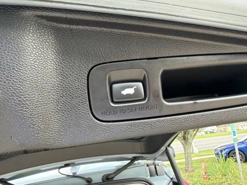 Used 2020 Honda CR-V EX-L image 7