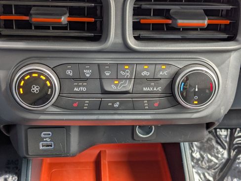 Used 2023 Ford Maverick XLT w/ XLT Luxury Package FWD image 20