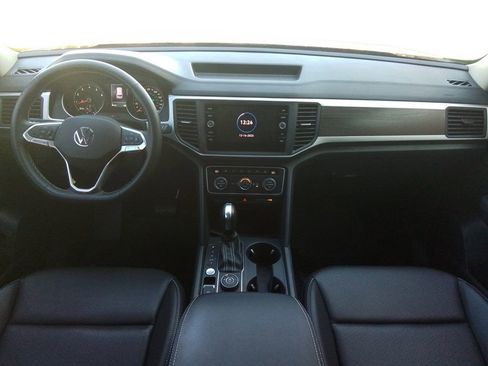 Used 2021 Volkswagen Atlas SE image 10