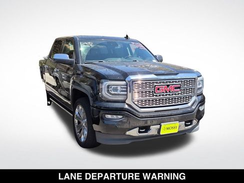 Used 2018 GMC Sierra 1500 Denali w/ Denali Ultimate Package AWD/4WD image 2