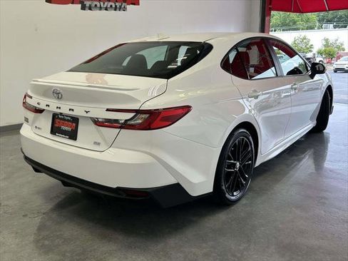 Certified 2026 Toyota Camry SE w/ Convenience Package FWD image 3