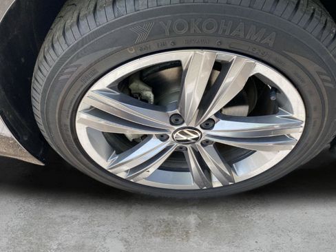 Used 2024 Volkswagen Jetta SE FWD image 5
