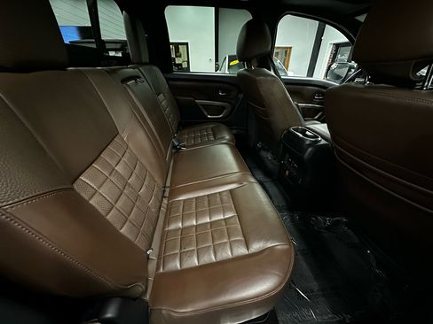 Used 2020 Nissan Titan Platinum Reserve w/ Moonroof Package image 17