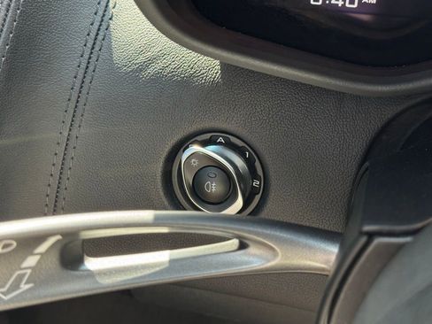 Used 2019 McLaren 570S Spider image 61