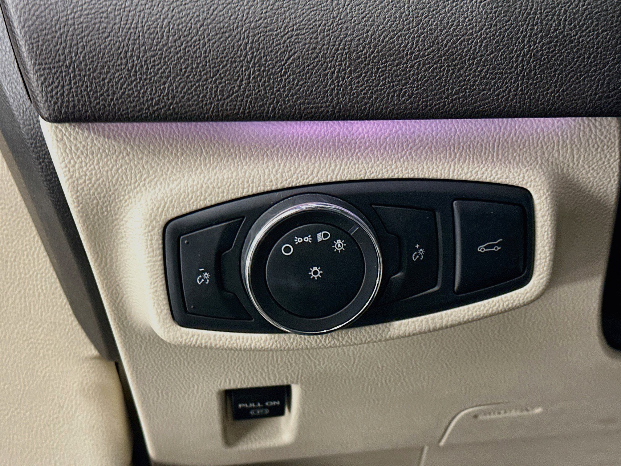 Used 2015 Lincoln MKC AWD w/ Equipment Group 102A Reserve image 17