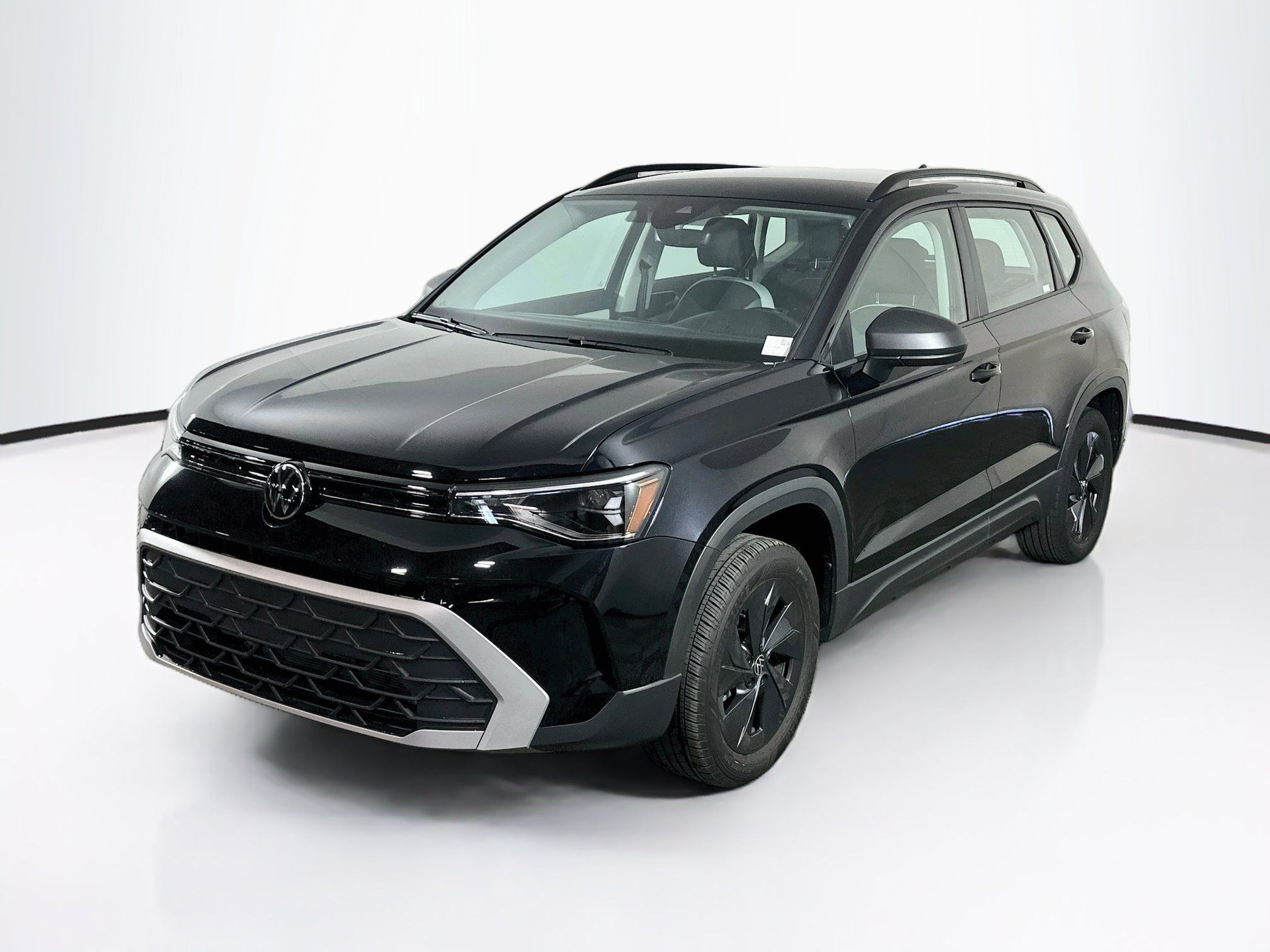 Used 2025 Volkswagen Taos S FWD image 3