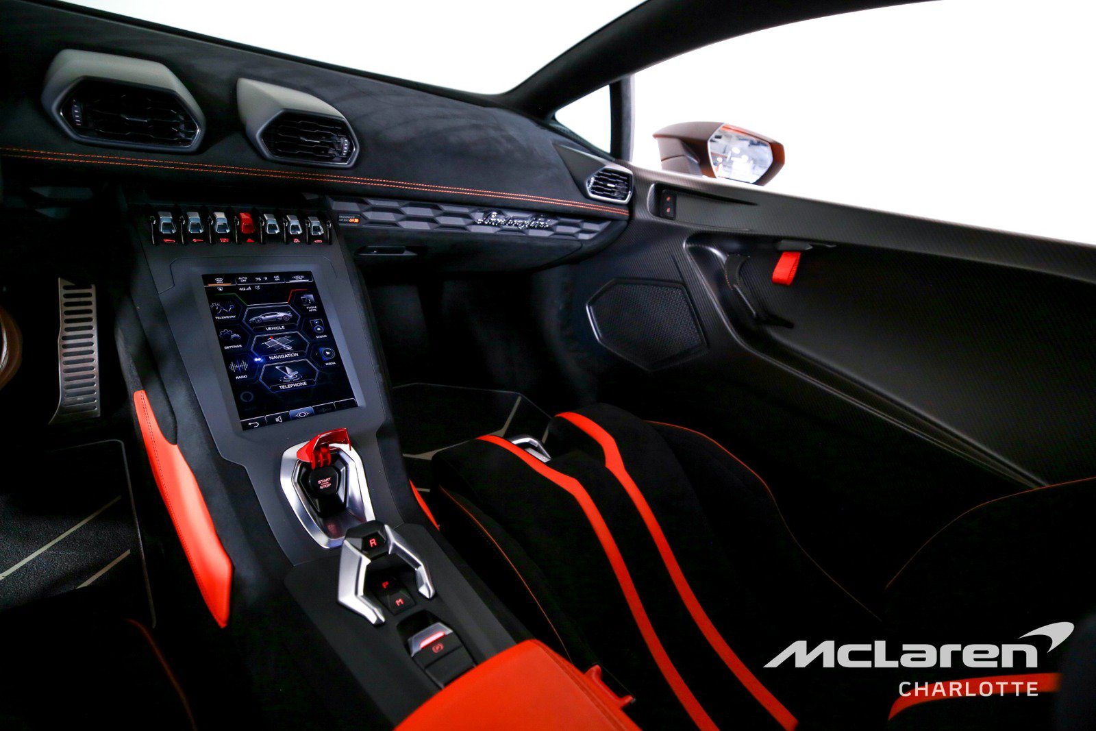 Used 2022 Lamborghini Huracan STO RWD image 15