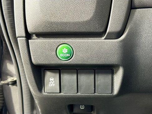 Used 2017 Honda Fit LX image 10