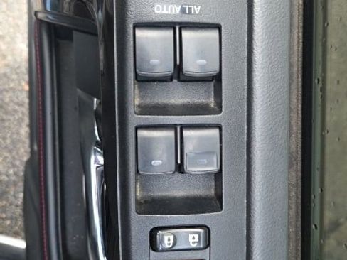 Used 2019 Toyota 4Runner TRD Off-Road image 19