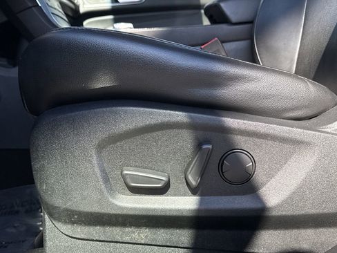 Used 2020 Ford Edge Titanium w/ Equipment Group 301A image 25