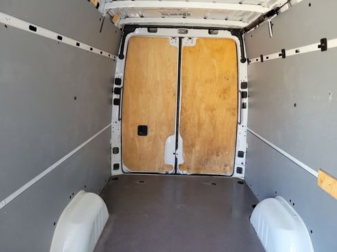 Used 2023 Mercedes-Benz Sprinter 2500 image 19