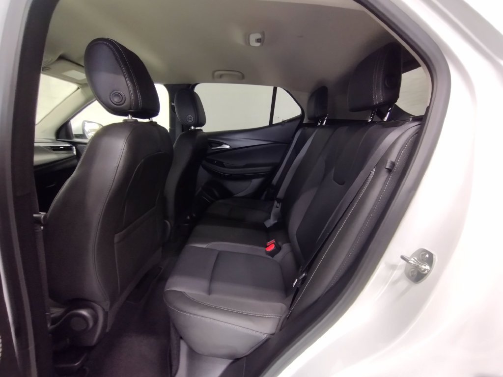 Used 2025 Buick Encore GX Preferred FWD image 32