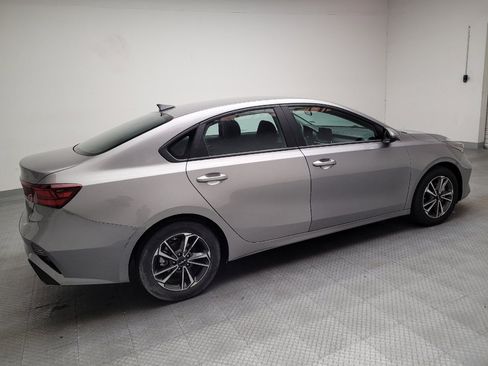 Used 2023 Kia Forte LXS w/ LXS Technology Package FWD image 10