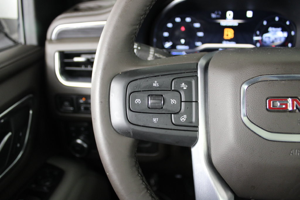 Used 2022 GMC Yukon SLT w/ SLT Premium Package AWD/4WD image 28