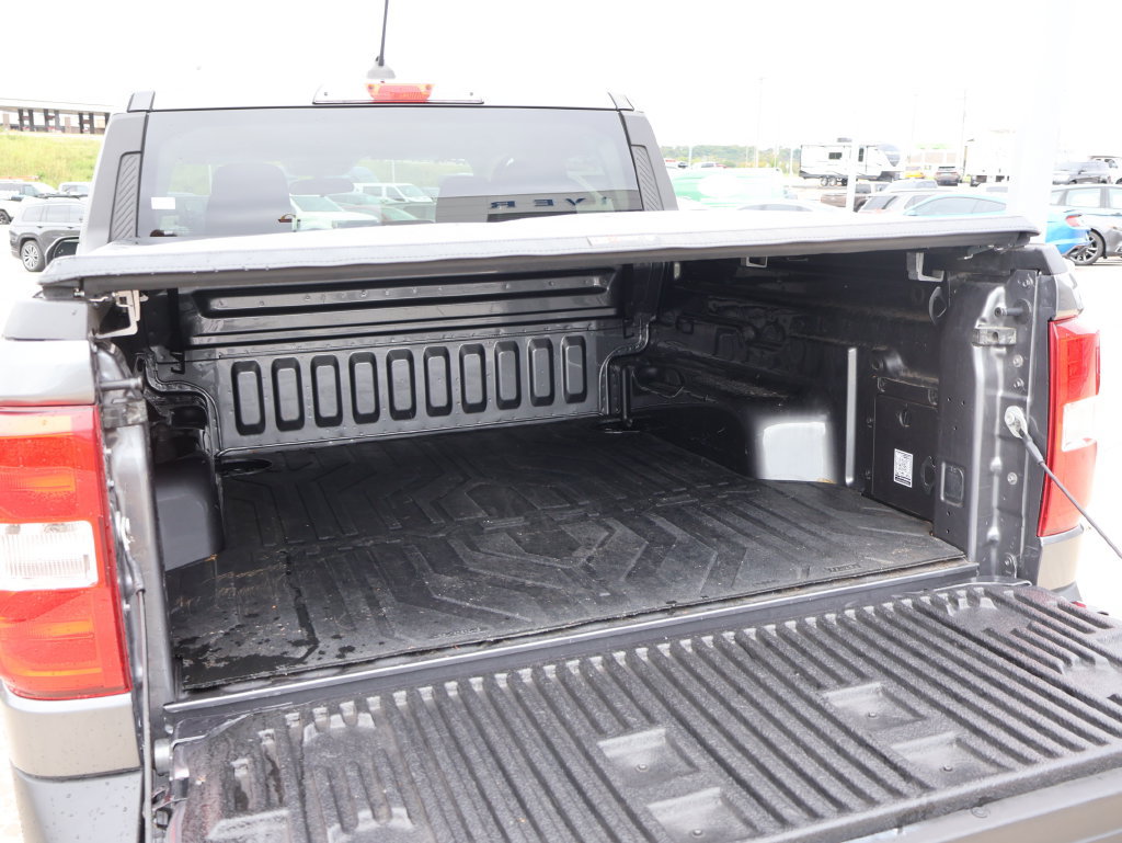 Used 2025 Ford Maverick XLT w/ XLT Luxury Package AWD/4WD image 16