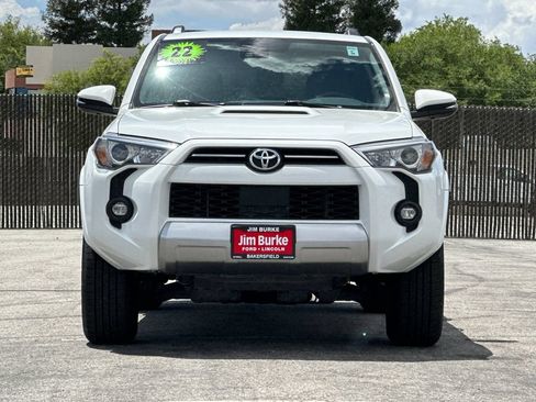 Used 2022 Toyota 4Runner TRD Off-Road Premium AWD/4WD image 8