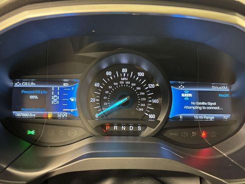 Used 2021 Ford Edge SE image 16