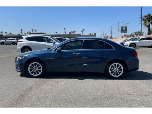 Used 2021 Mercedes-Benz A 220 image 2