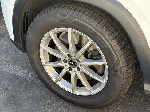 Used 2024 Mercedes-Benz GLE 450e 4MATIC image 7