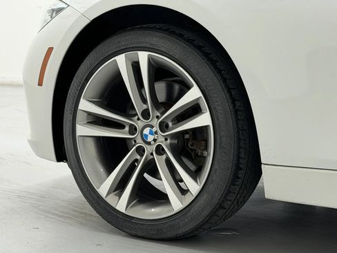 Used 2017 BMW 330i Sedan RWD image 95