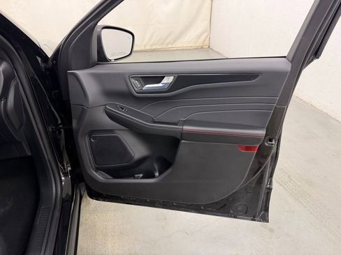 Used 2025 Ford Escape ST-Line Select image 9
