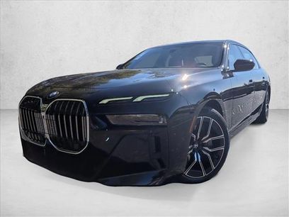 New 2025 BMW 760i xDrive