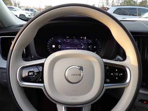 New 2026 Volvo XC60 B5 Ultra w/ Protection Package Premier image 17