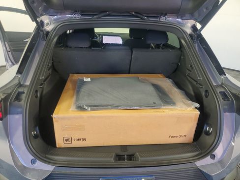 New 2026 Chevrolet Equinox EV LT image 29