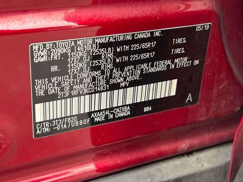 Certified 2019 Toyota RAV4 LE w/ All Weather Liner Package image 17