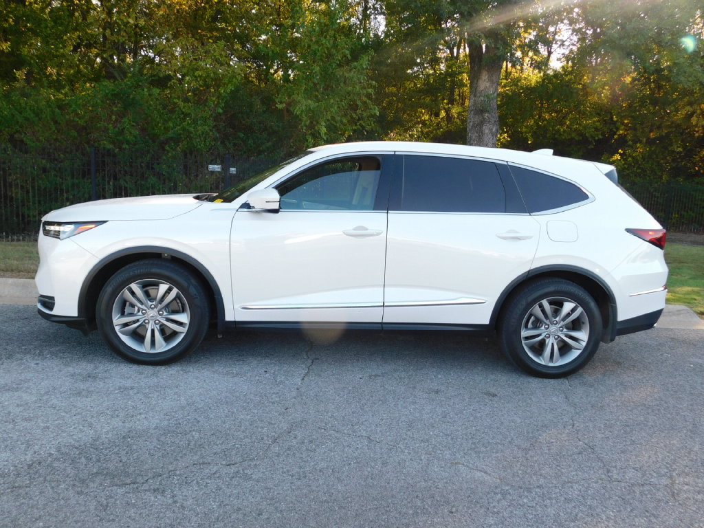 Used 2025 Acura MDX SH-AWD image 2