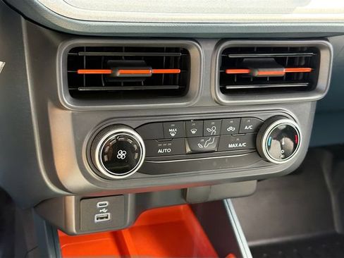 Used 2024 Ford Maverick XLT FWD image 11