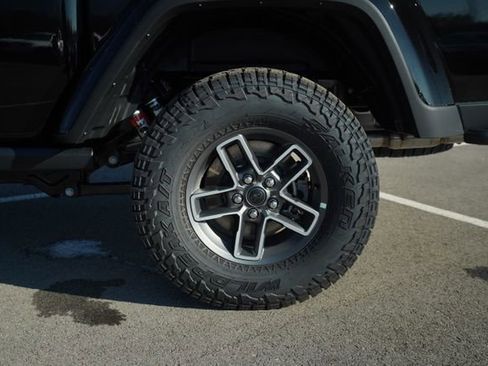 New 2026 Jeep Gladiator Mojave image 42
