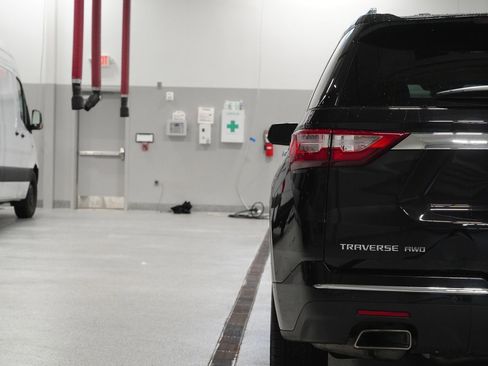 Used 2019 Chevrolet Traverse High Country w/ LPO, Floor Liner Package image 11