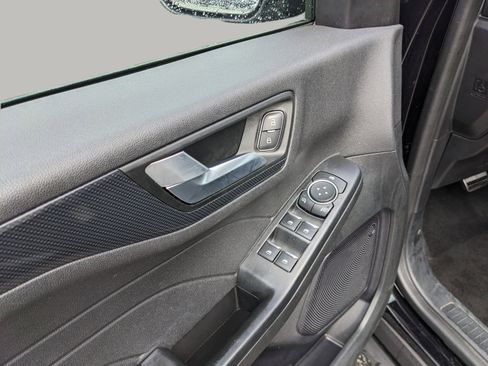 Used 2024 Ford Escape ST-Line FWD image 18