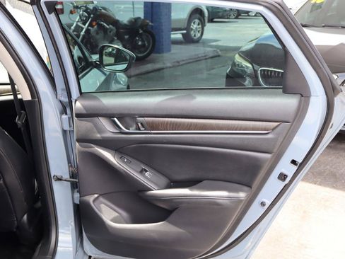 Used 2021 Honda Accord Touring image 20