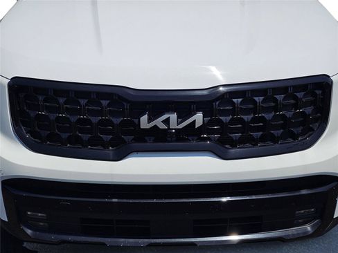 Used 2024 Kia Telluride SX Prestige X-Line AWD/4WD image 3