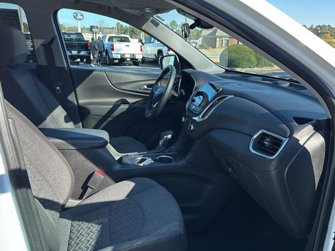 Certified 2023 Chevrolet Equinox LT image 10