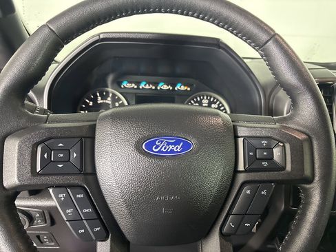 Used 2018 Ford F150 XLT w/ Equipment Group 302A Luxury image 10