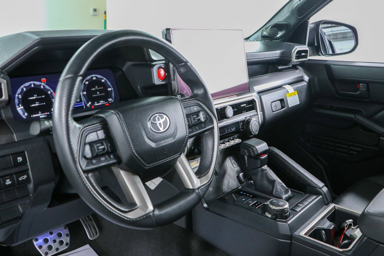 Used 2025 Toyota 4Runner TRD Sport Premium AWD/4WD image 24