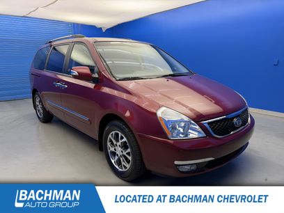 Used 2014 Kia Sedona EX w/ Navigation Package