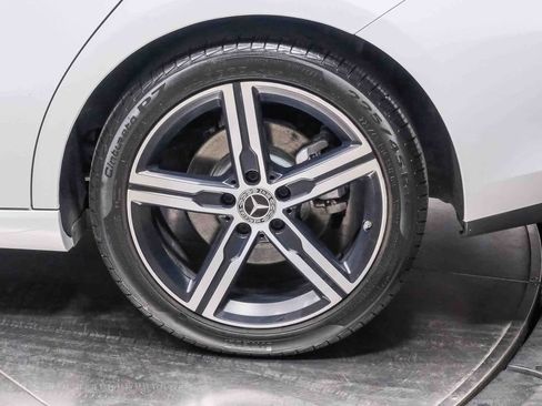 Used 2020 Mercedes-Benz CLA 250 image 9